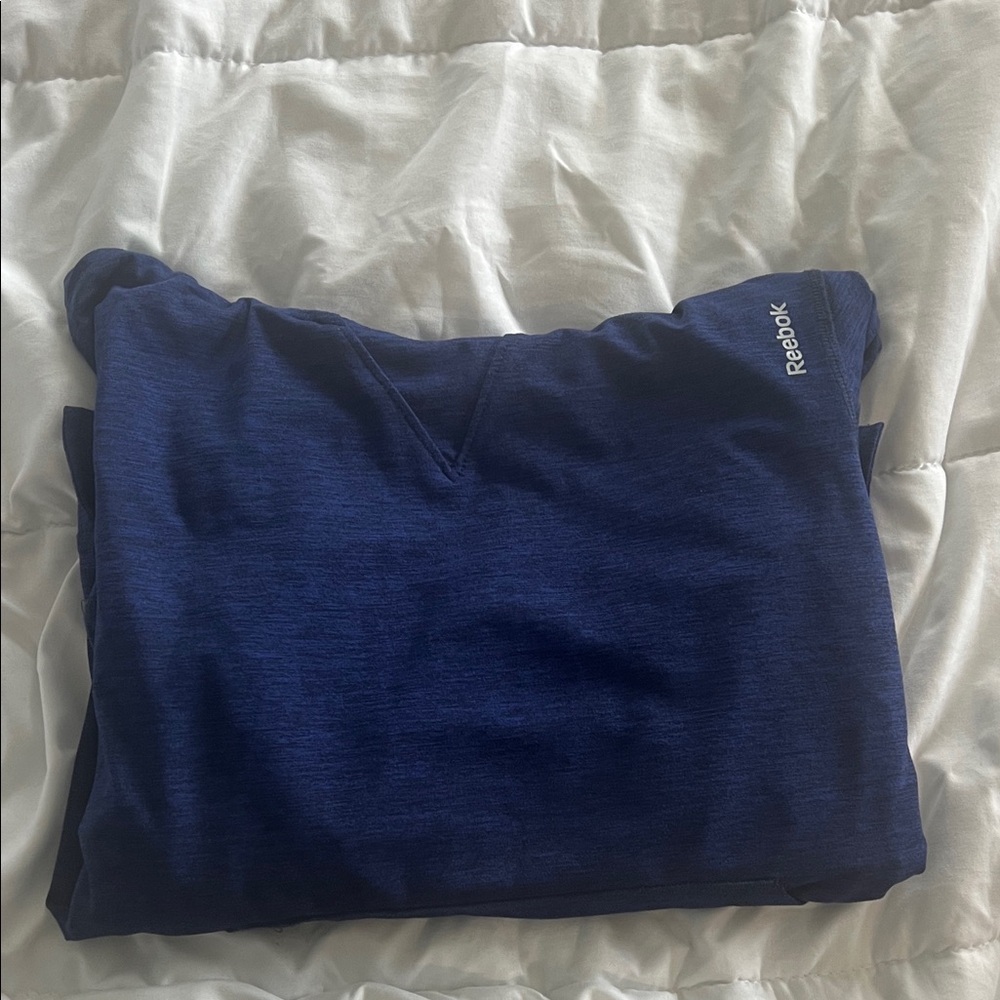 boys size small reebok blue hooded long sleeve